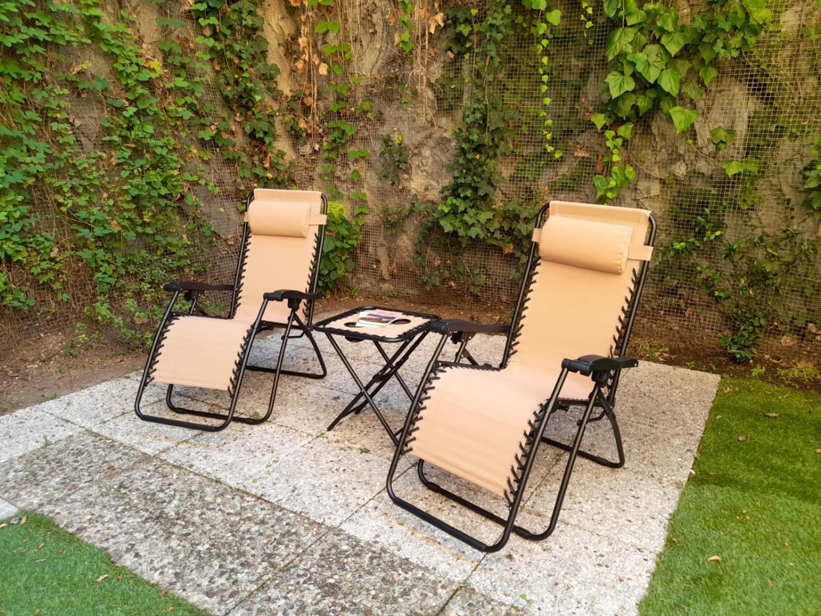 Private Garden & Garage - Self Check-In & Remote Access Apartment Como Bagian luar foto